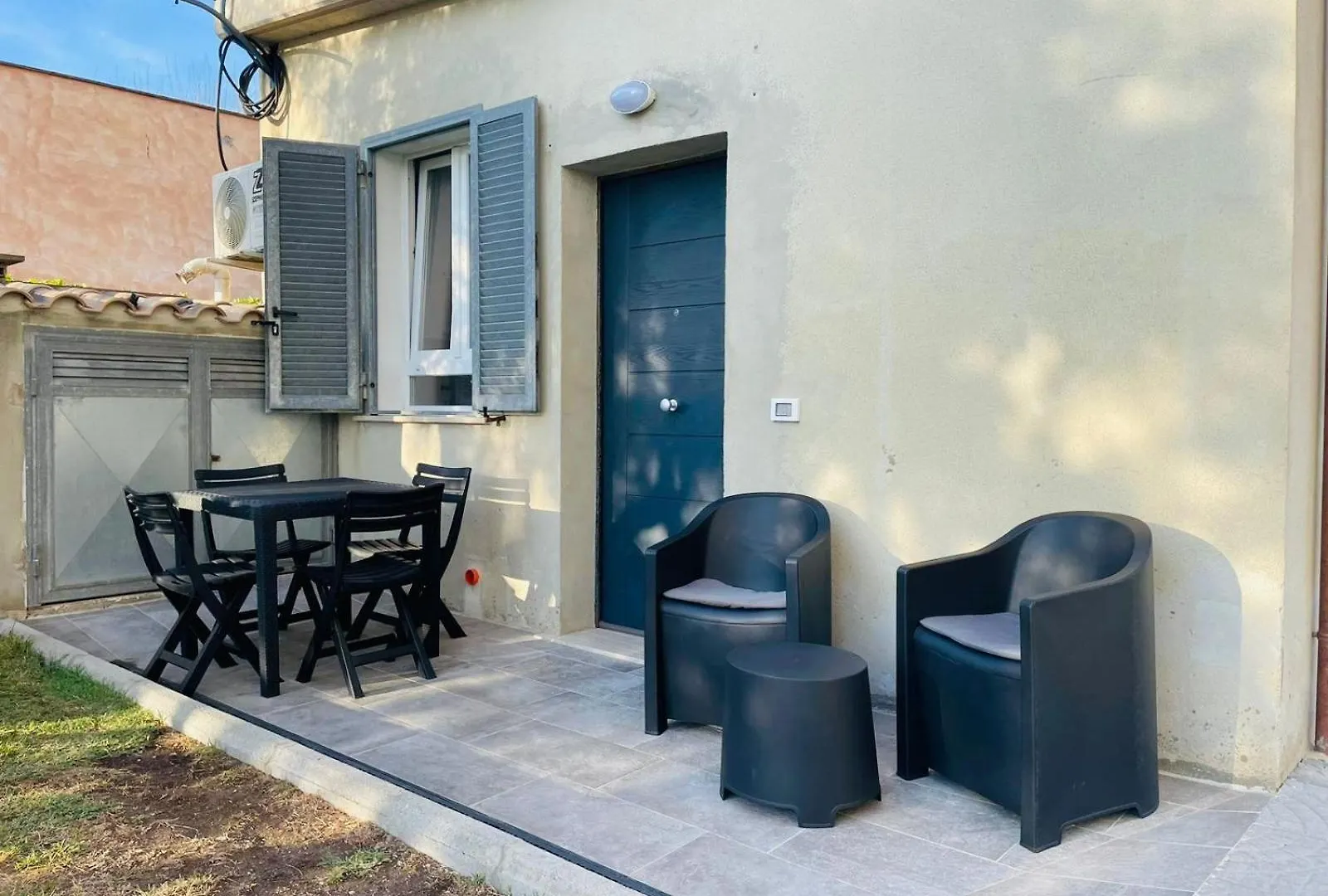 Holiday home Casa Sul Mare Con Accesso Diretto In Spiaggia I Focene Italy